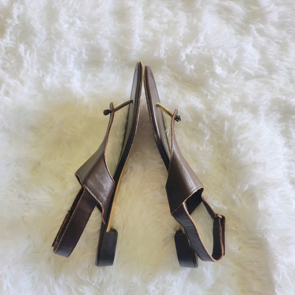 Vintage Talbot's Brown Leather Thong Sandals Size 9 N - Picture 8 of 9